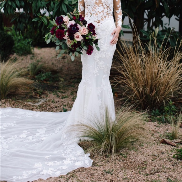 Atelier Pronovias Rocio Dress - Picture 3 of 8